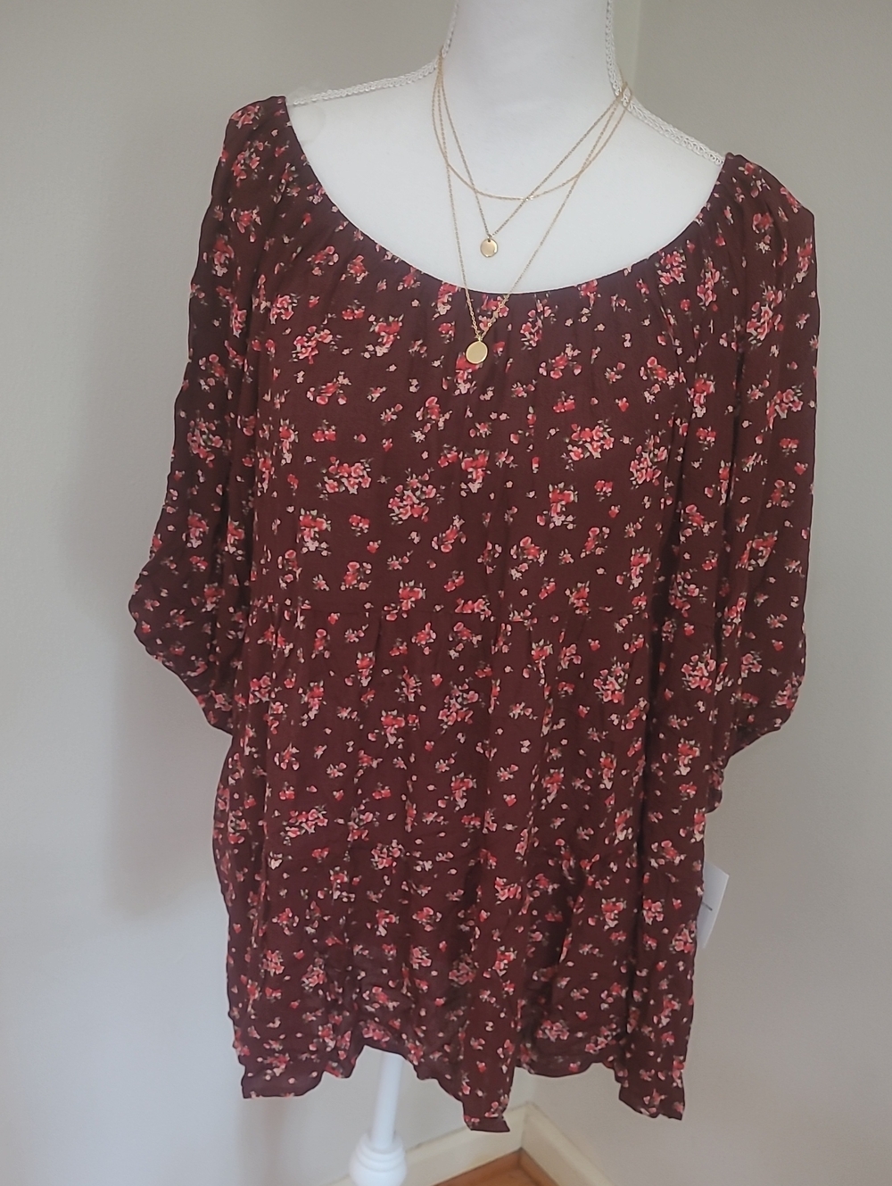 Honeyme Burgandy Floral Top XL NWT